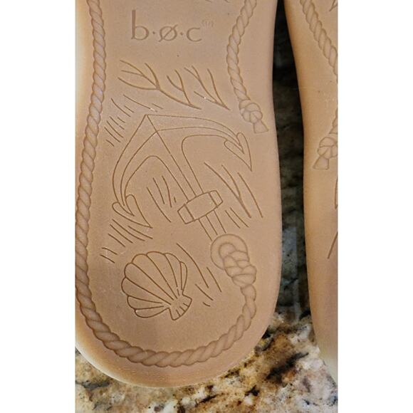 b.o.c. By Born Women’s Kelsee Comfort Flat Sandals Size 8 - Picture 8 of 8